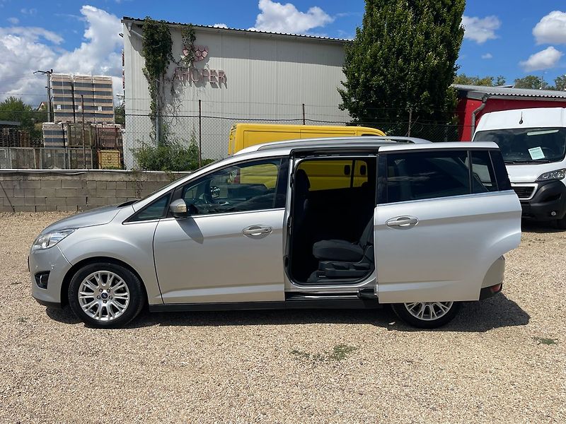 Ford C-MAX 1.6CDTi 85kW*ZADÁNO* - fotka 12 z 38