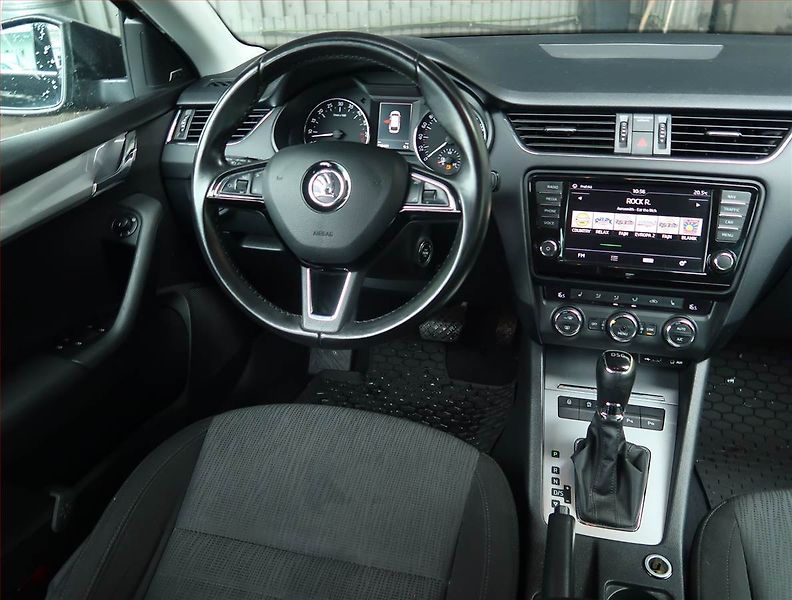 Škoda Octavia (2016) Style Plus 1.6 TDI, Automat - fotka 7 z 20