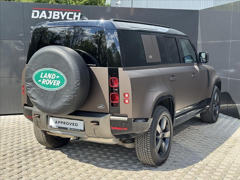 Land Rover Defender 3,0 110 D300 X-DYN. HSE ZÁRUKA - fotka 7 z 40