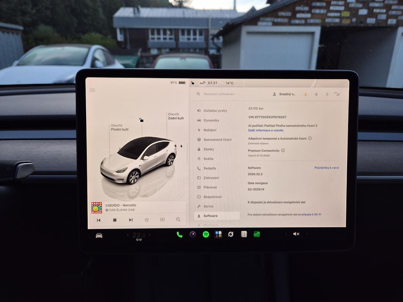 Tesla Model Y LONG RANGE DUAL MOTOR  92,7% - fotka 34 z 48