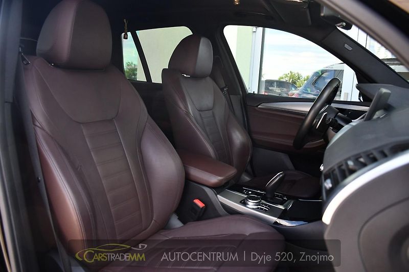 BMW X3 30d X-DRIVE M-SPORT TAŽNÉ - fotka 14 z 57