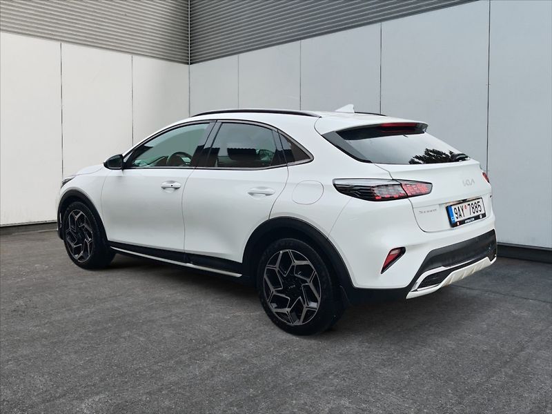 Kia XCeed 1,5 T-GDI GT-Line AT - fotka 5 z 11