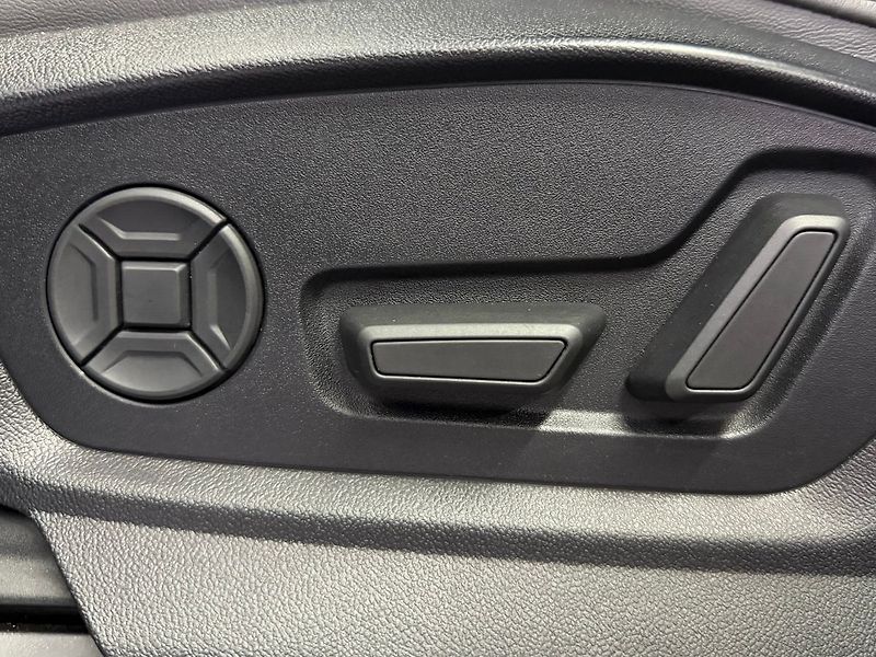 Audi Q8 50TDI QUATTRO S-LINE, VZDUCH, - fotka 22 z 29
