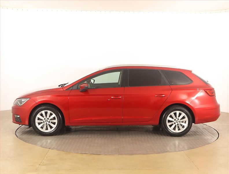 Seat Leon (2019) Style 1.0 TSI, Tempomat - fotka 3 z 16
