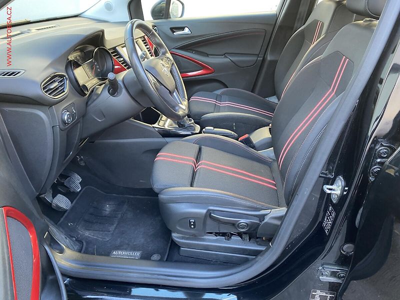 Opel Crossland (2021) 1.2 T, GS Line, LED, kamera - fotka 9 z 19