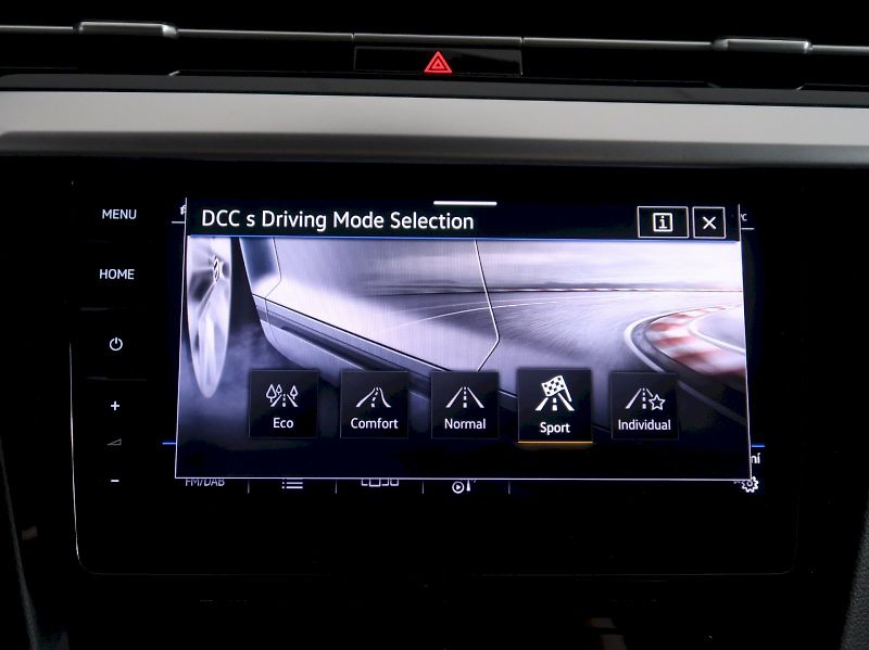 Volkswagen Arteon (2022) SB R-LINE 2.0TSI 206KW 4x4 DSG - fotka 32 z 42