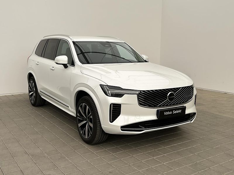 Volvo XC90 2.0 B5 4x4 . - fotka 8 z 26