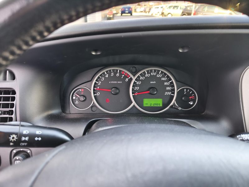 Mazda Tribute 4X4  - fotka 16 z 22
