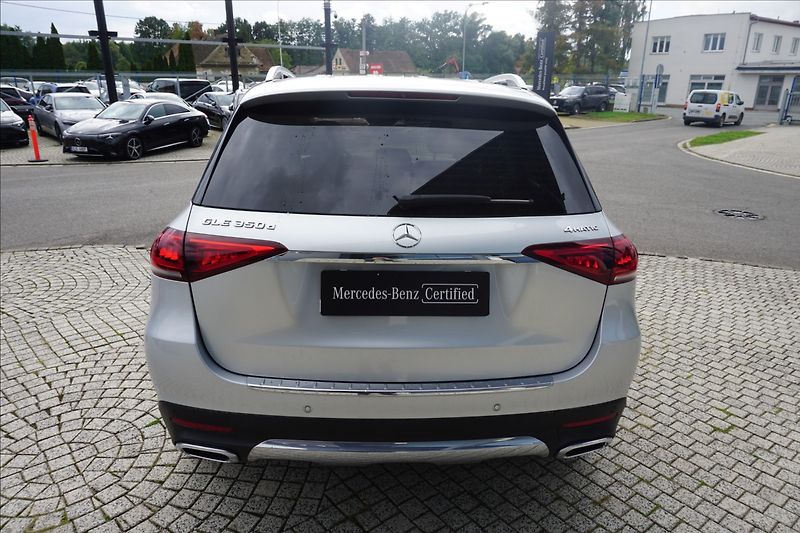 Mercedes-Benz GLE 2,9 350d 4M 1. maj - fotka 5 z 17