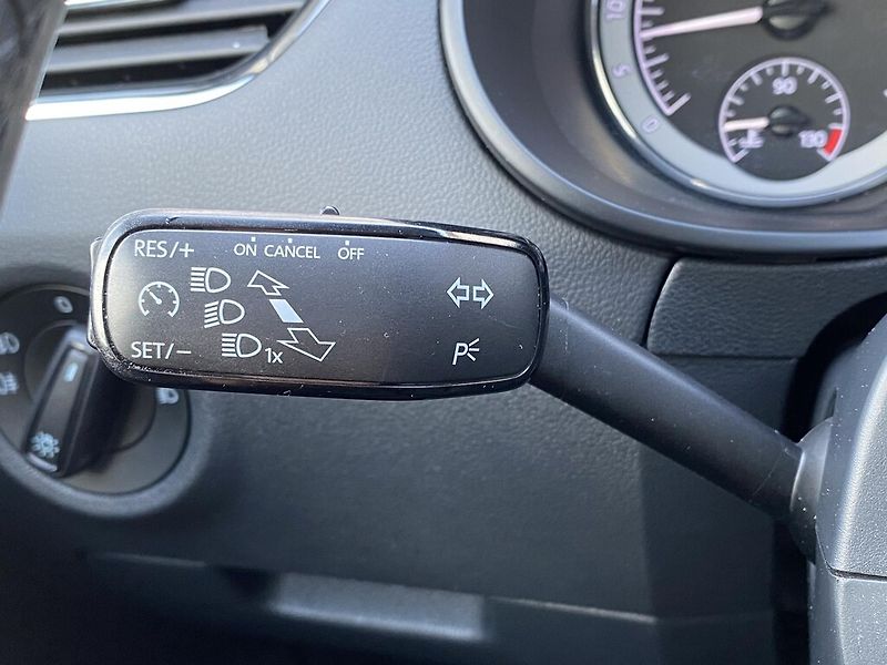 Škoda Octavia Combi 2,0 TDI 135 kW Style DSG - fotka 13 z 25