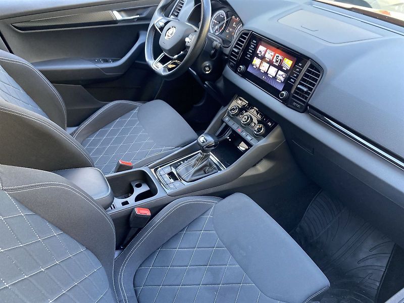 Škoda Karoq (2022) 2.0 TDI 4x4 DSG SportLine - fotka 10 z 34