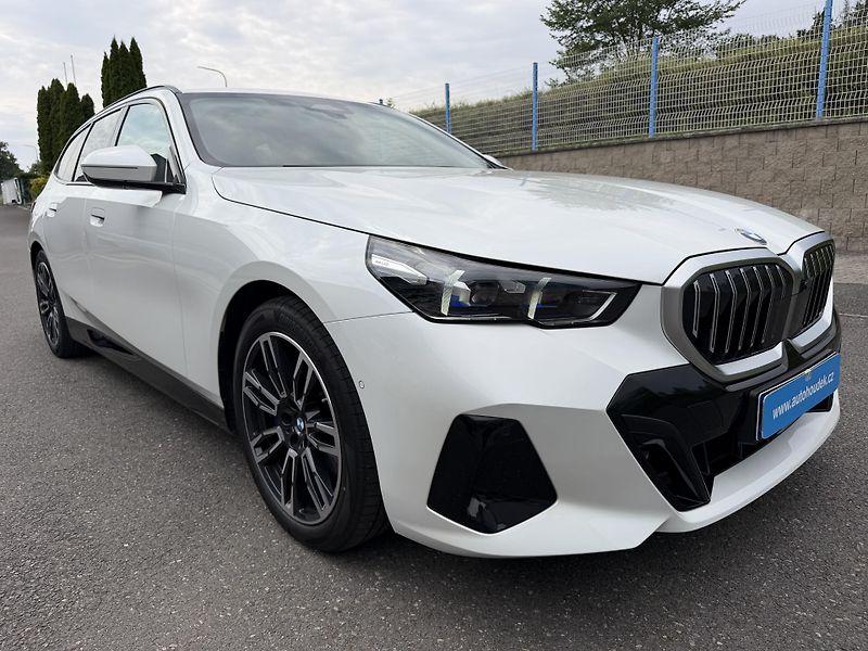 BMW Řada 5 540D xDRIVE M SPORT Individual - fotka 3 z 37