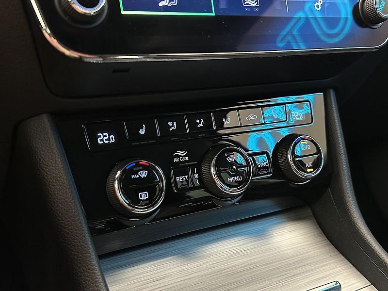 Škoda Superb (2020) SW 1.6 TDi Ambition DSG 88 kW  - fotka 26 z 27