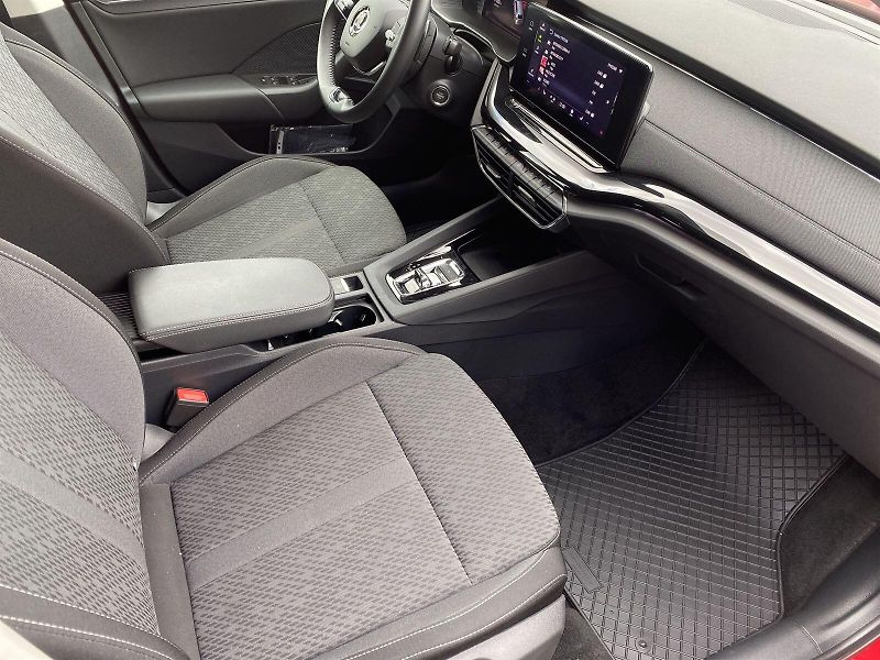 Škoda Octavia (2021) Combi 1.5 TGI G-TEC DSG Style+ - fotka 8 z 35