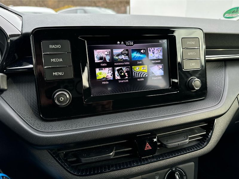 Škoda Fabia 1,0 TSI - fotka 14 z 19