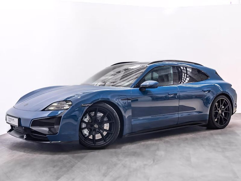 Porsche Taycan Turbo Sport Turismo HuD InnoDr - fotka 1 z 21