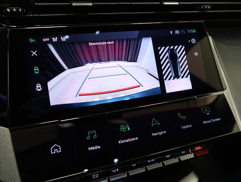 Peugeot 308 1,2 PT AT ALLURE NAVI KAMERA - fotka 24 z 42
