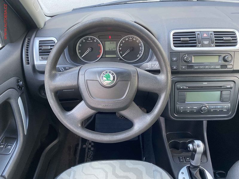 Škoda Roomster (2009) 1.6i, Style Plus, AT - fotka 11 z 16