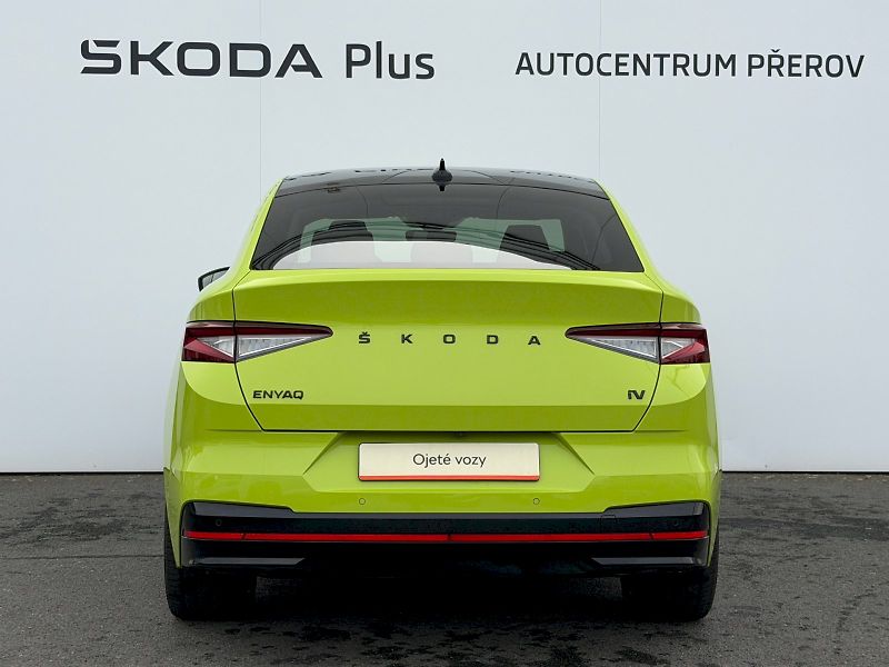 Škoda Enyaq (2022) RS 220kW 82kWh 4x4 - fotka 33 z 35