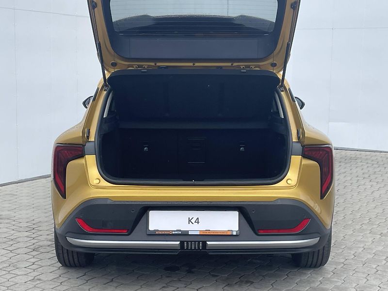 Kia K4 (2026) EXCLUSIVE 7DCT 1,6 T-GDi - fotka 4 z 5
