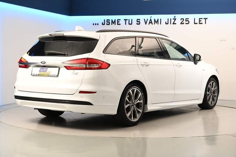 Ford Mondeo (2022) 2.0 ST-LINE LED SONY ACC Tažné - fotka 5 z 43