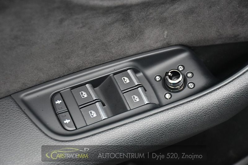 Audi Q7 3.0TDi S-LINE TAŽNÉ REZERVACE - fotka 26 z 55