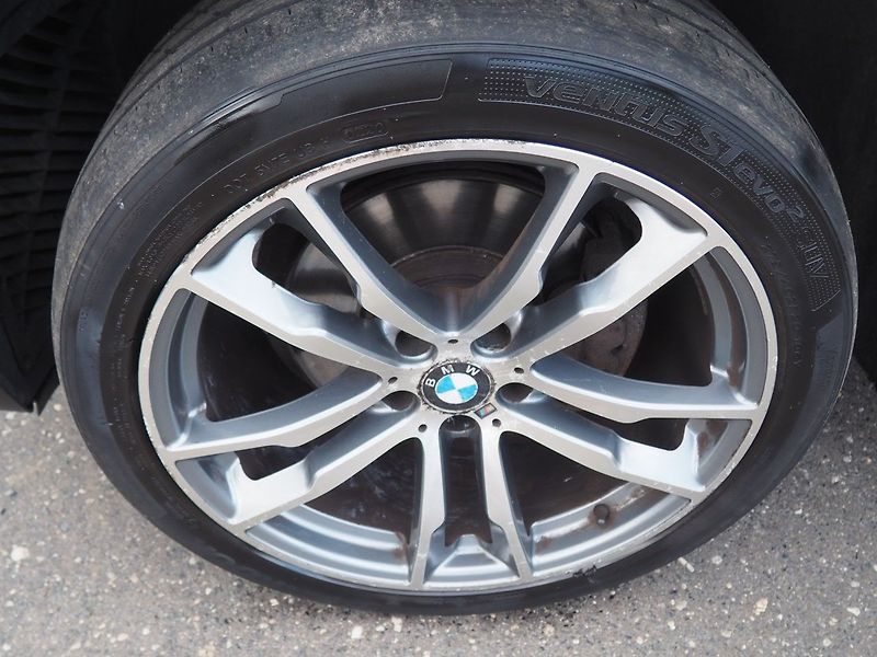 BMW X5 (2011) 3.0d 180 kW, xDrive - fotka 8 z 39