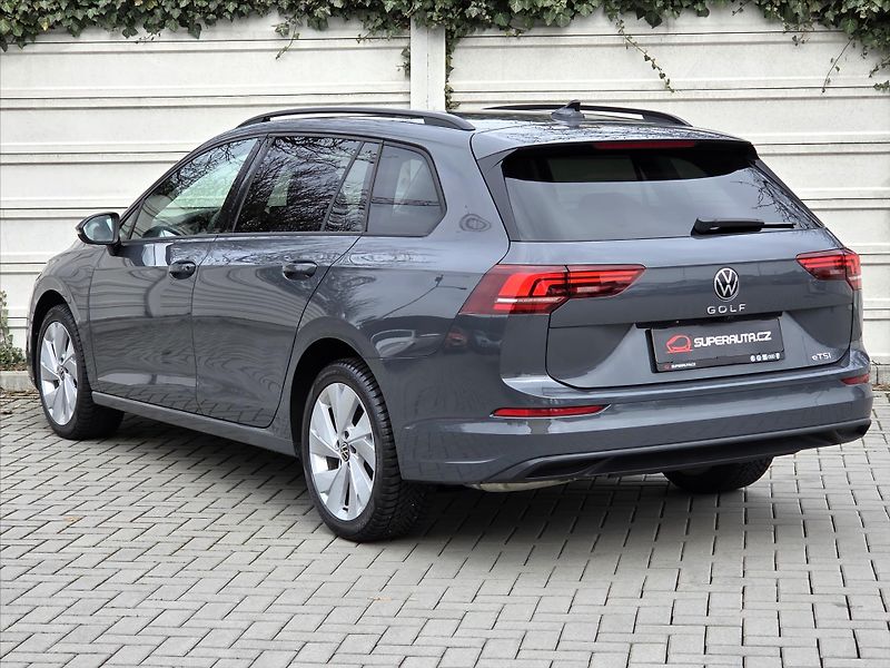 Volkswagen Golf 1,5 eTSi 110kW DSG Tov.záruka - fotka 4 z 23