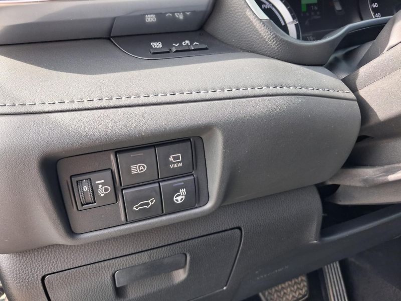 Toyota Highlander 2.5 HSD e-CVT AWD Executive - fotka 13 z 29