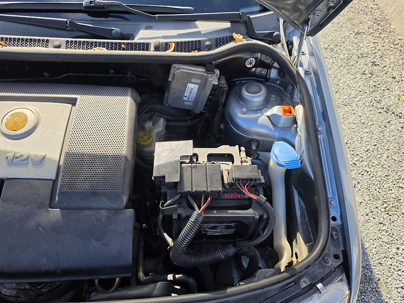 Škoda Fabia 1.2 12V HTP 47kw TZ - fotka 31 z 37