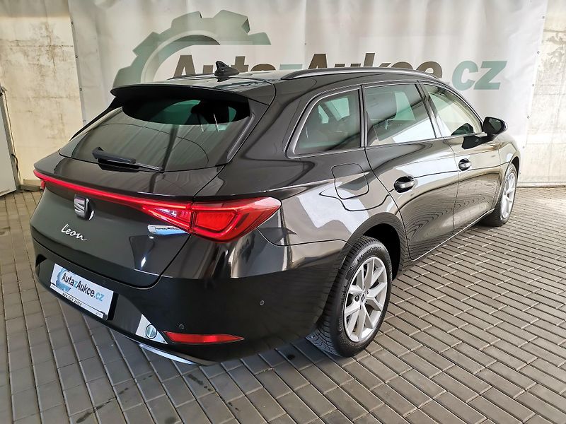 Seat Leon (2022) 1.5 Tsi DSG KESSY LED VIRTUÁL  - fotka 8 z 30