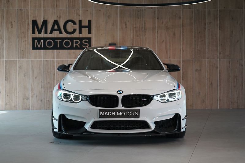 BMW M4 GTS DTM Champion Edition - fotka 3 z 44