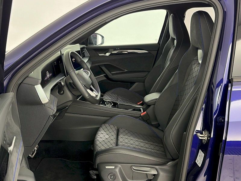 Volkswagen Tayron (2025) R-Line 2.0 TSI 195kW 4Motion D - fotka 7 z 44