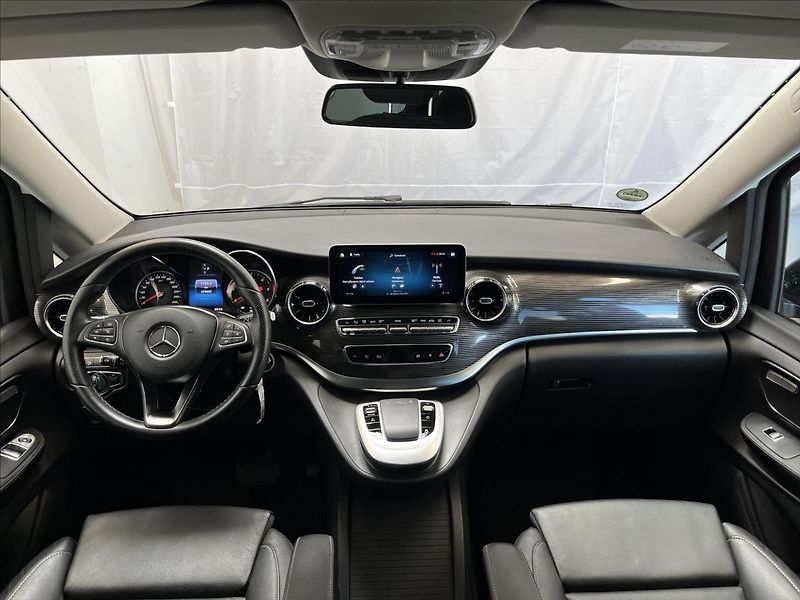 Mercedes-Benz Třídy V 300 d 4MATIC AVANTGARDE - fotka 13 z 26
