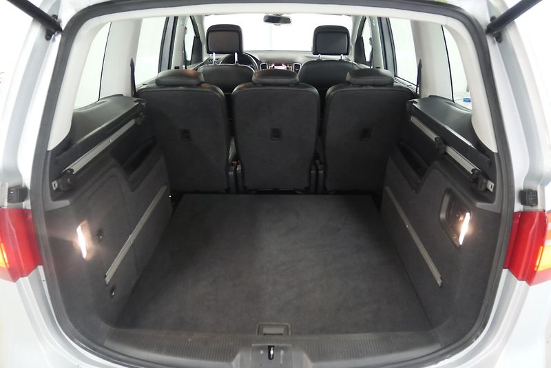 Seat Alhambra - fotka 28 z 30