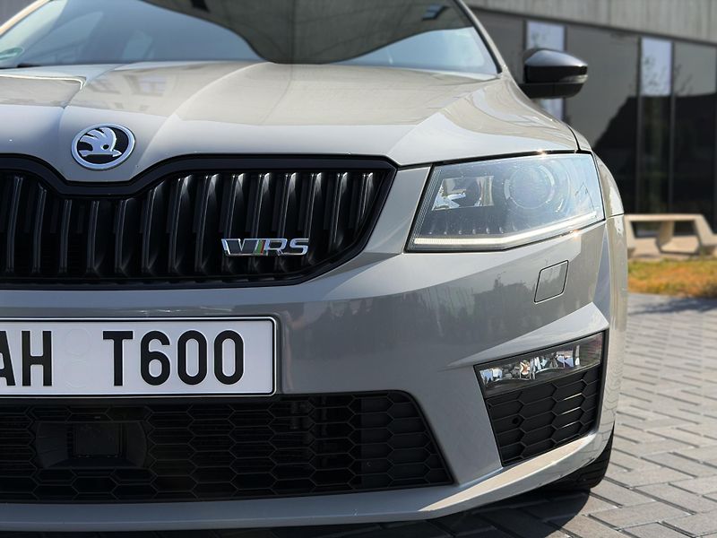 Škoda Octavia 2.0 TDi 135 kW/Challenge - fotka 8 z 23