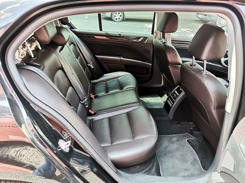 Škoda Superb (2014) 2.0TDi 125kw Laurin/Klement ČR - fotka 17 z 25