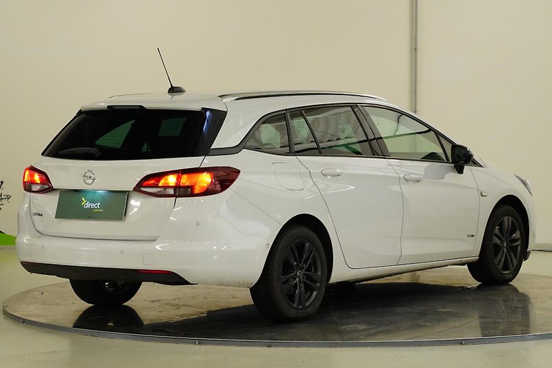 Opel Astra - fotka 2 z 6