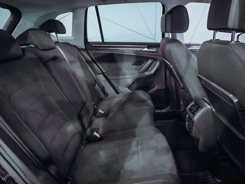 Volkswagen Tiguan 1.5 TSI 96kW - fotka 27 z 30