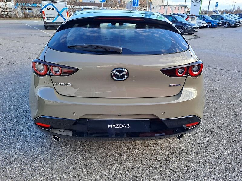 Mazda 3 (2025) 2.5L e-SKYACTIV G 103 kW - fotka 5 z 18