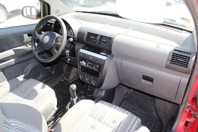 Volkswagen Fox (2006) 1,2i EL.OKNA SERVO ESP CENTRÁL - fotka 14 z 15