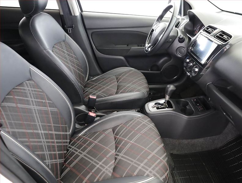 Mitsubishi Space Star (2022) 1.2 MIVEC, Automat, ČR,1.maj - fotka 7 z 18