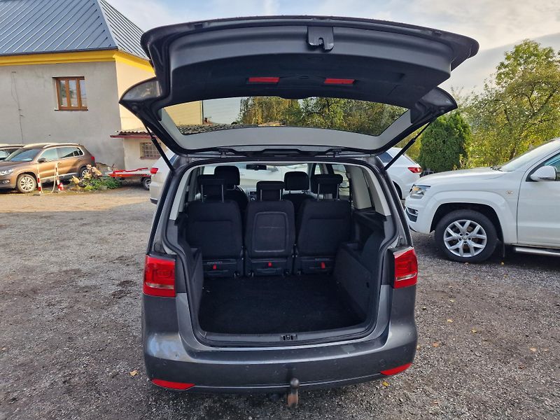 Volkswagen Touran 2,0TDI 103KW CUP NAVI TAŽNÉ  - fotka 9 z 18