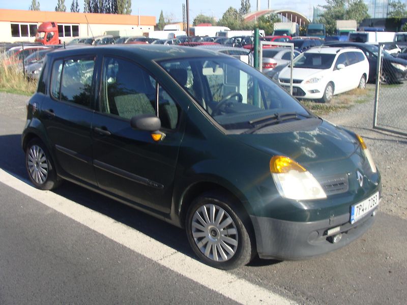Renault Modus 1.6i, 65 kW, klima, tažné - fotka 6 z 19