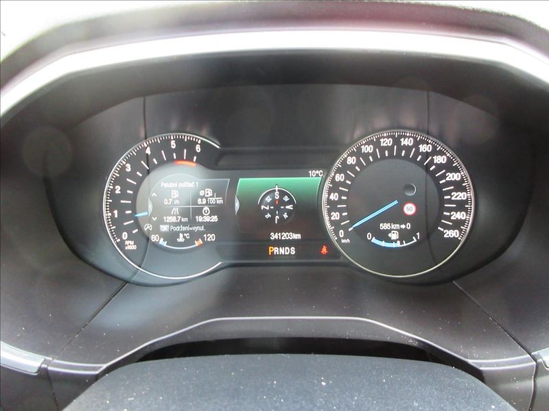 Ford Galaxy 2,0 TDCi, 154Kw, Titanium, Nav - fotka 18 z 32