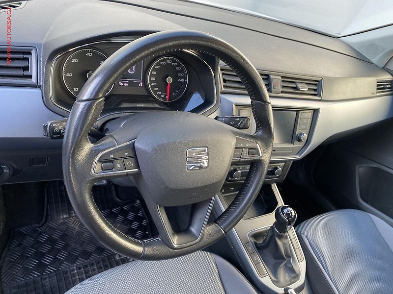 Seat Arona (2019) 1.6 TDi, Style, LED, TZ - fotka 12 z 17