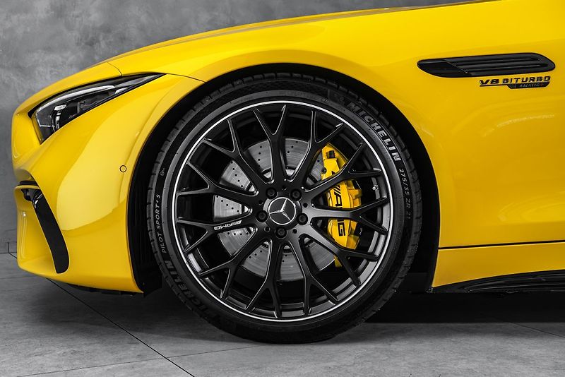 Mercedes-Benz SL 4M Performance Manufaktur - fotka 3 z 26