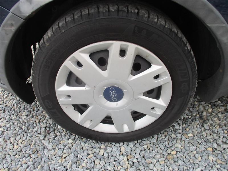 Ford Fusion 1,4 i 16v, klimatizace,servis, - fotka 26 z 30