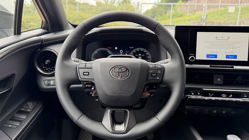 Toyota C-HR 1.8. Hybrid Comfort Business - - fotka 13 z 19