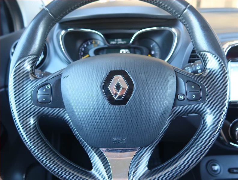 Renault Captur (2015) 1.2 TCe, Automat, Navi - fotka 16 z 20